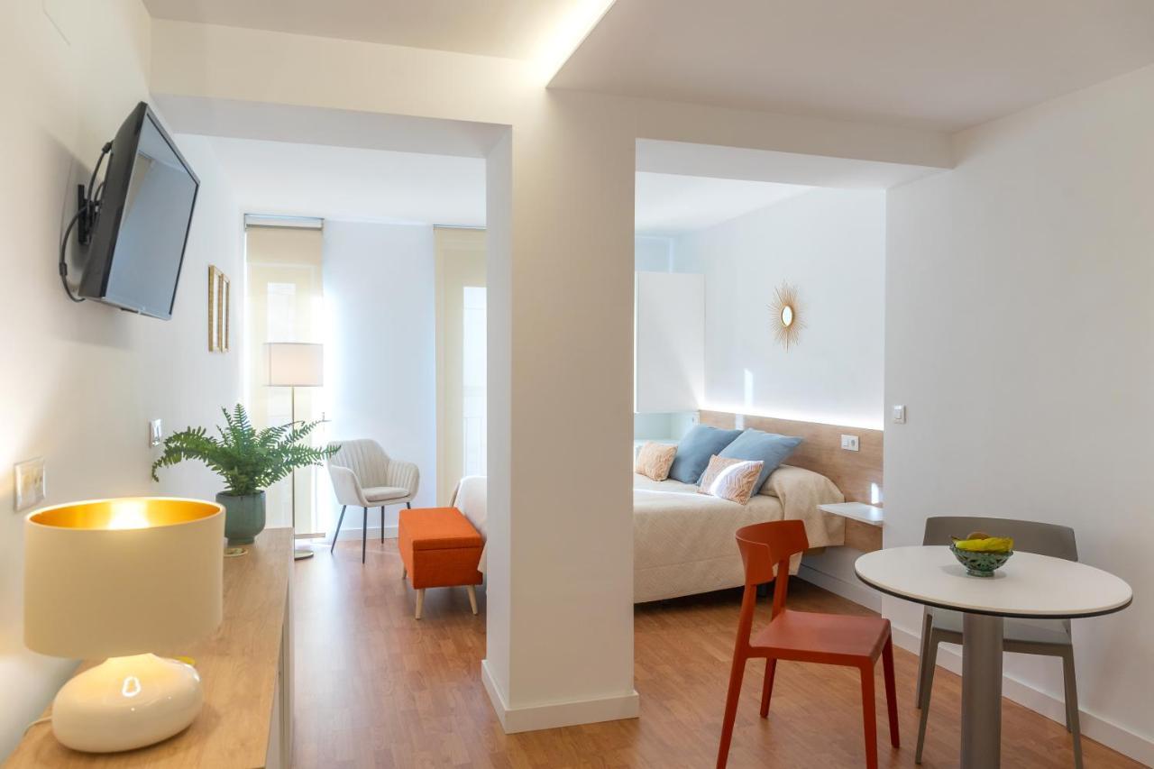 Apartament Turisticos Torres De Santiago *